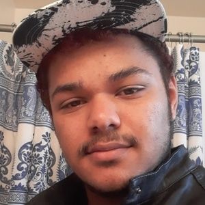 Meet your Posher, Javier